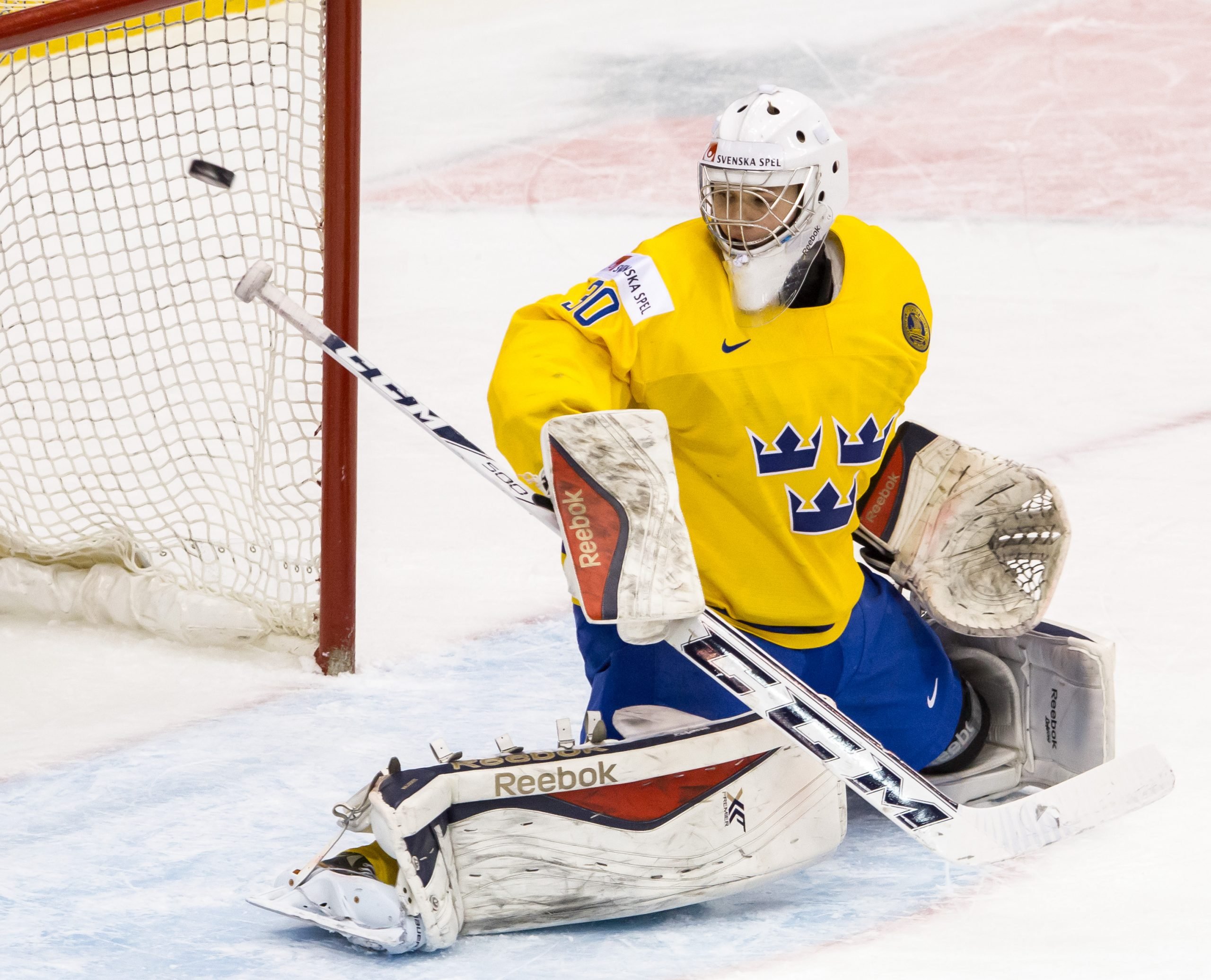 Tässä Ruotsin joukkue EHT-turnaukseen - huippuiskussa oleva entinen  Liiga-vahti valittiin mukaan - SuomiKiekko